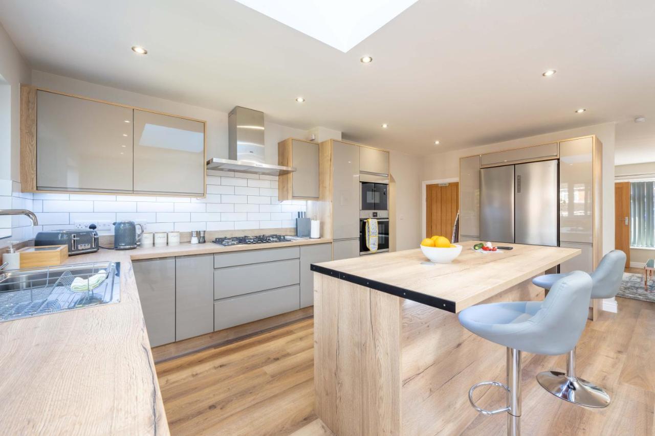 The Oaklands - Luxury Spacious 6-Bed, Near Solihull, Birmingham City, Jlr, Nec, Airport, Resorts World, Hs2 Eksteriør bilde