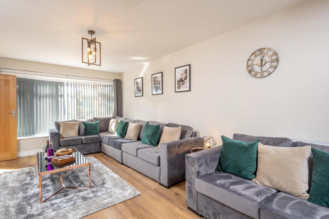 The Oaklands - Luxury Spacious 6-Bed, Near Solihull, Birmingham City, Jlr, Nec, Airport, Resorts World, Hs2 Eksteriør bilde