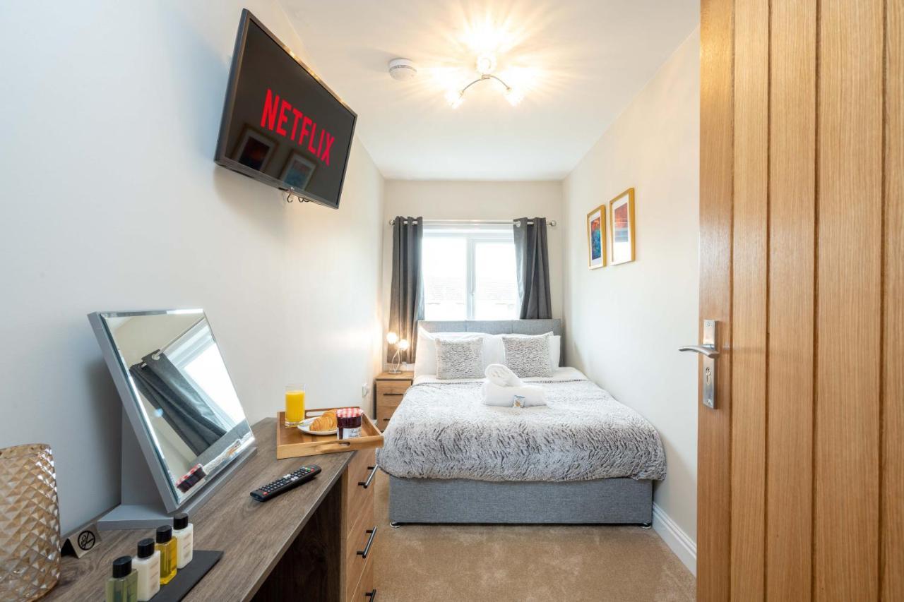 The Oaklands - Luxury Spacious 6-Bed, Near Solihull, Birmingham City, Jlr, Nec, Airport, Resorts World, Hs2 Eksteriør bilde