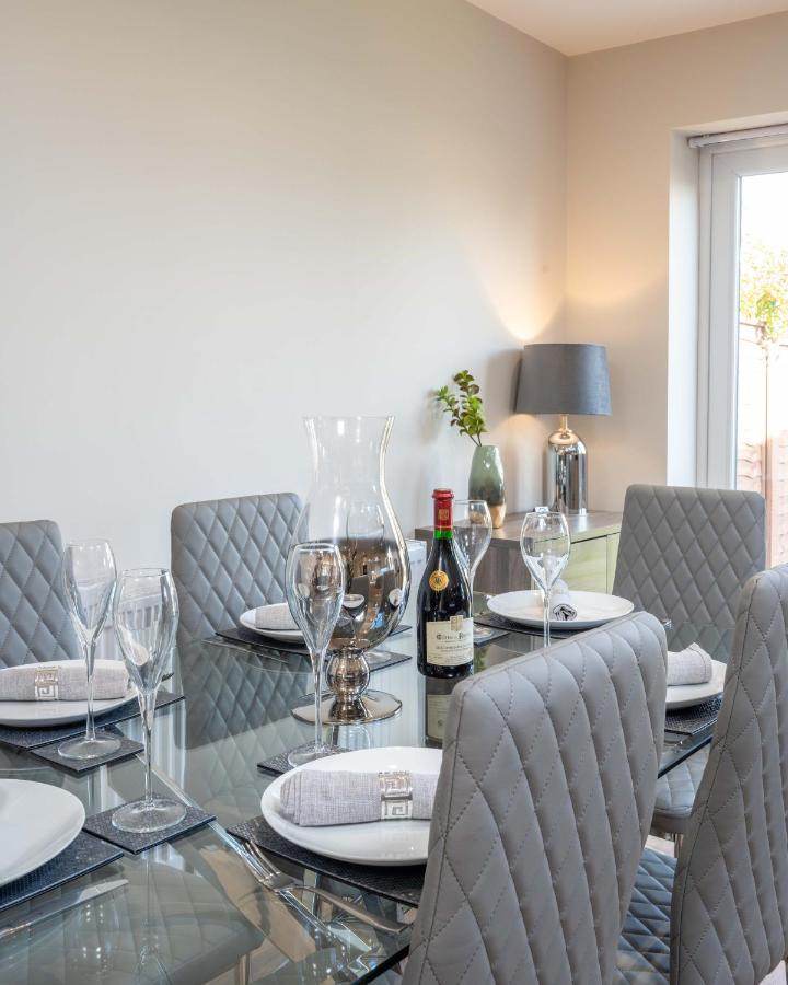 The Oaklands - Luxury Spacious 6-Bed, Near Solihull, Birmingham City, Jlr, Nec, Airport, Resorts World, Hs2 Eksteriør bilde