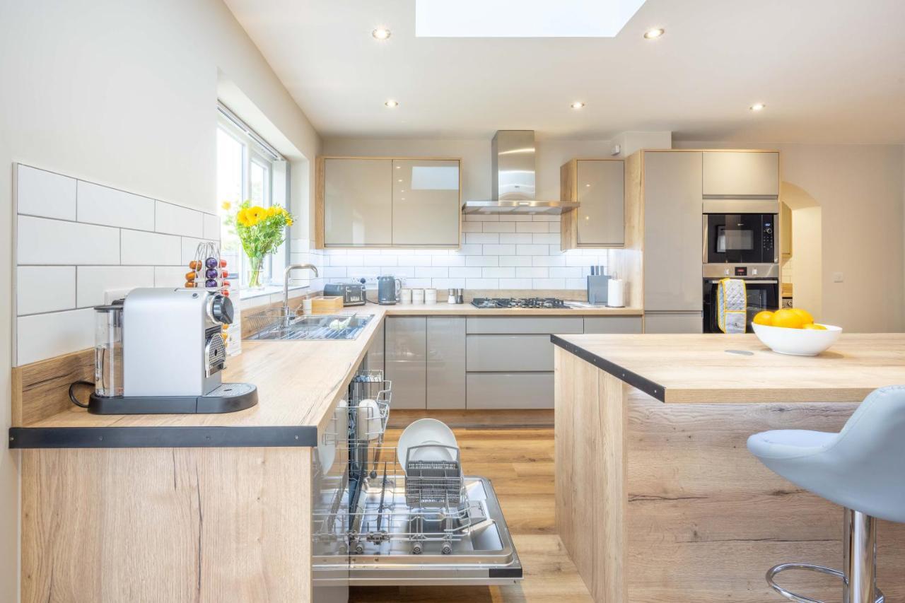 The Oaklands - Luxury Spacious 6-Bed, Near Solihull, Birmingham City, Jlr, Nec, Airport, Resorts World, Hs2 Eksteriør bilde