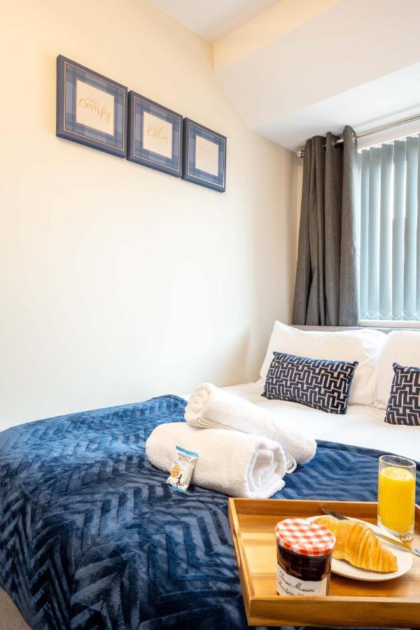 The Oaklands - Luxury Spacious 6-Bed, Near Solihull, Birmingham City, Jlr, Nec, Airport, Resorts World, Hs2 Eksteriør bilde